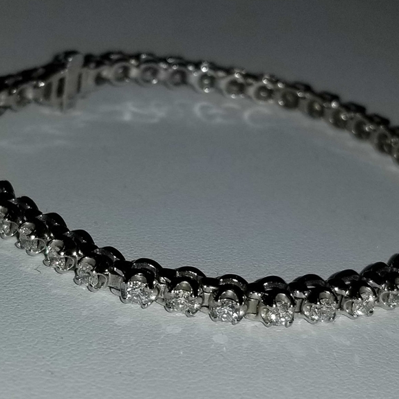 Name brand stuff - Picture 3 of 8